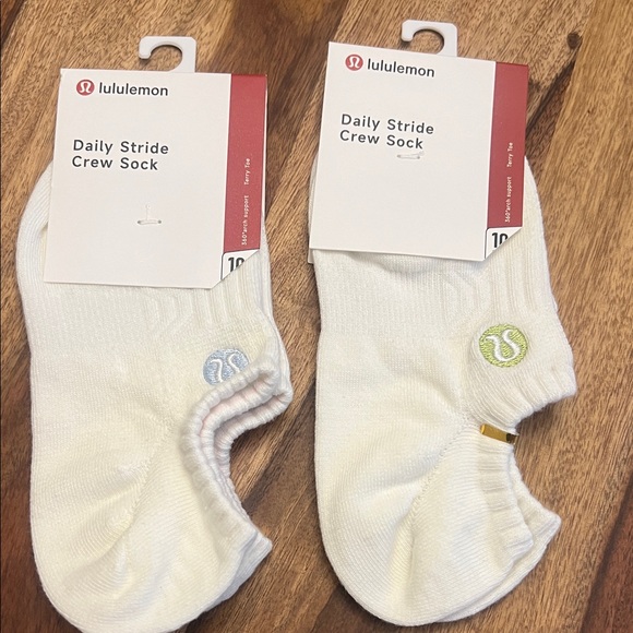 lululemon athletica Accessories - LuLulemon Daily Stride Socks - 2 pack